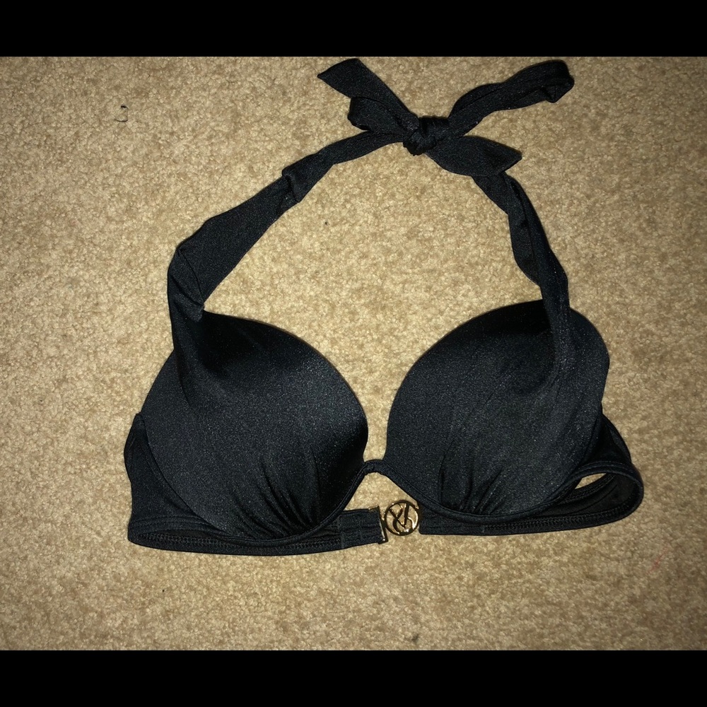 NWOT Victoria’s Secret push-up Bikini top 🖤